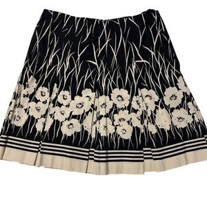 Villager Vintage Liz Claiborne Poppy Flower Cotton Black and Tan Skirt Size 16